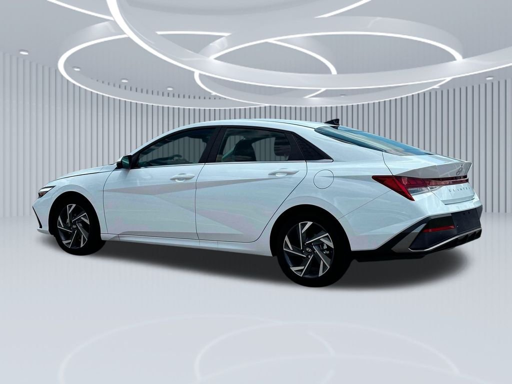 New 2025 White Hyundai Limited image 23