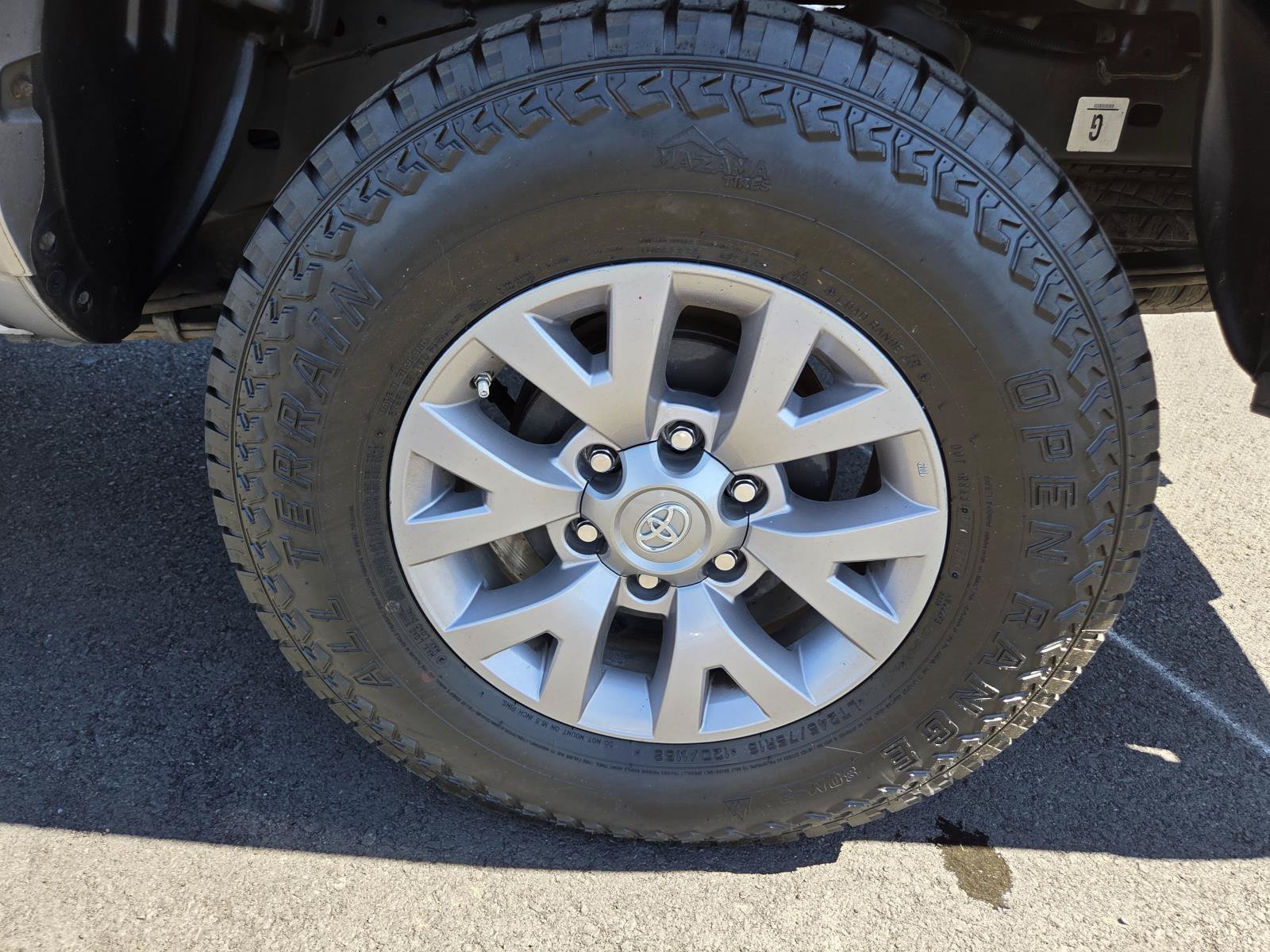 Used 2019 Silver Sky Metallic Toyota SR5 image 9