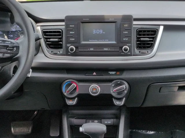 Used 2019 Blue Kia S image 17