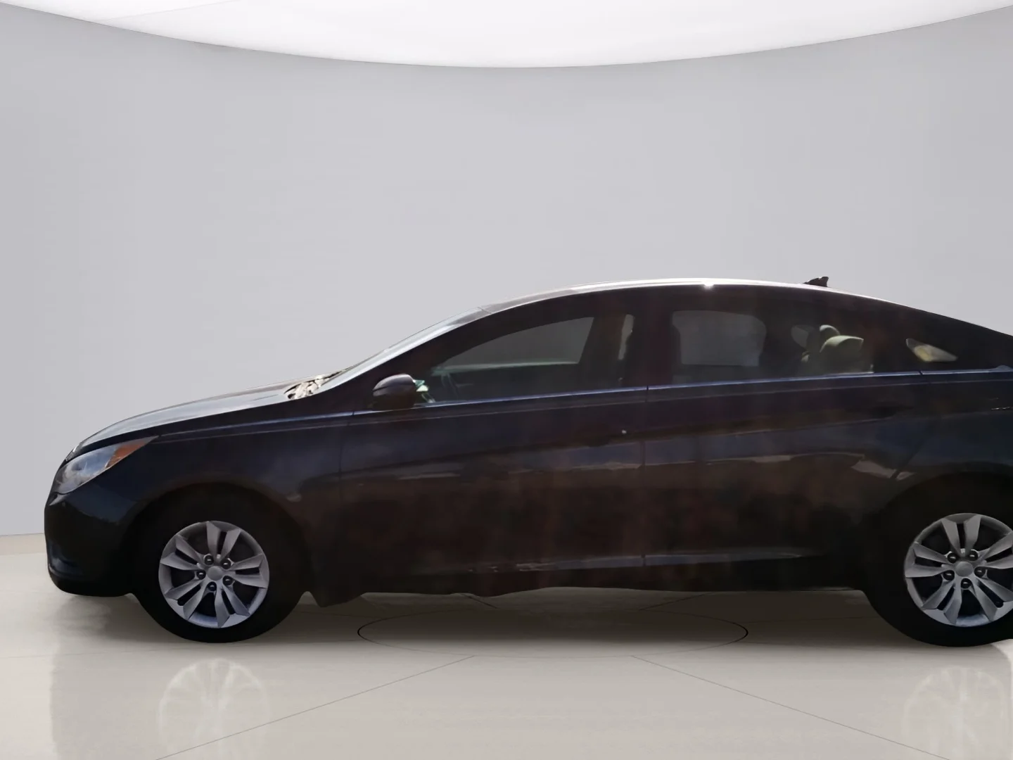 Used 2012 Gray Hyundai GLS image 5
