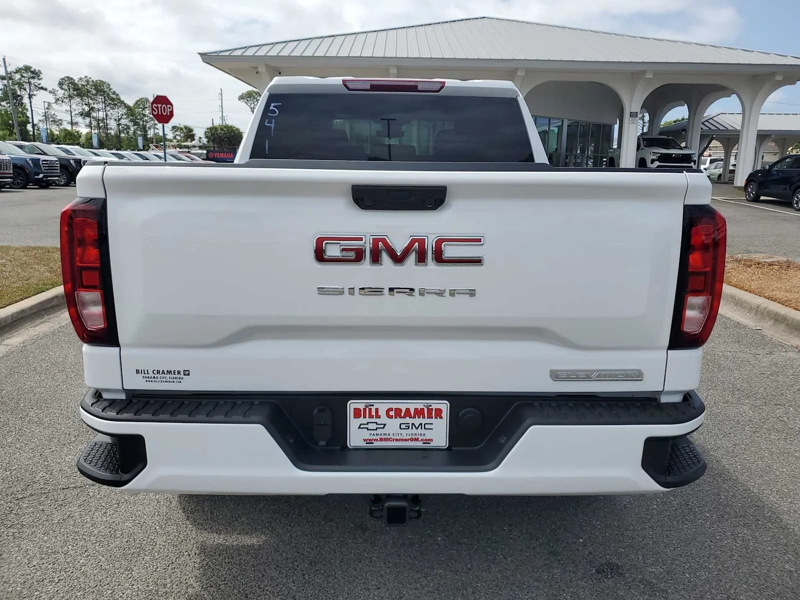 New 2026 Summit White GMC Elevation image 4