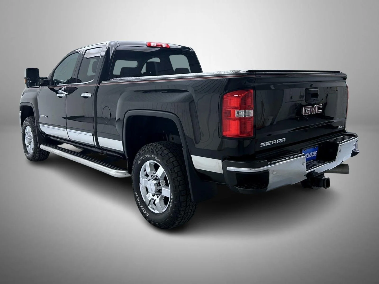 Used 2018 Black GMC SLT image 7