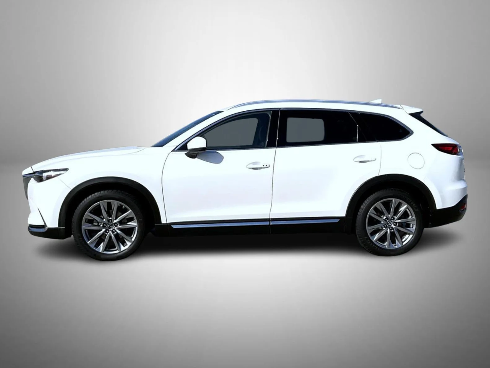 Used 2019 White Mazda Signature image 8