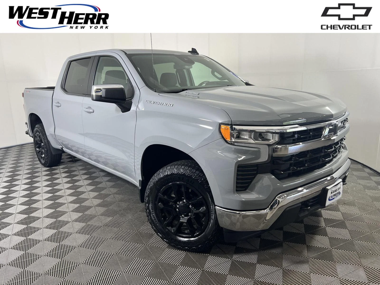 Used 2024 Slate Gray Metallic Chevrolet LT (2FL) image 1
