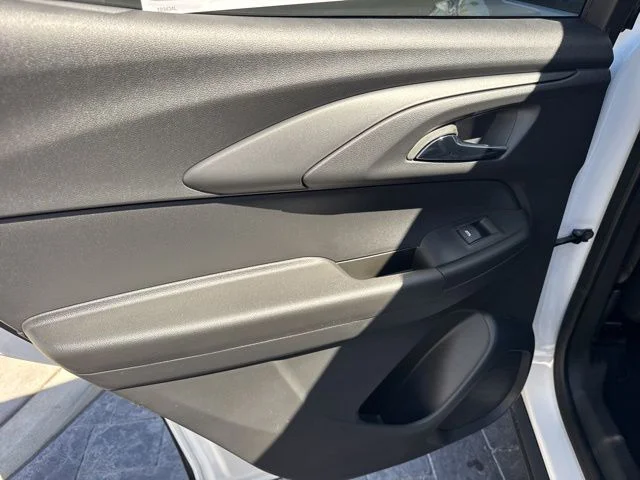 New 2026 White Chevrolet LT image 22