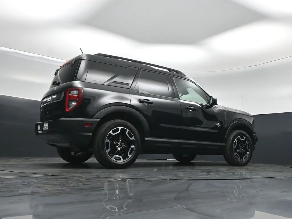 Used 2023 Black Ford Outer Banks image 45