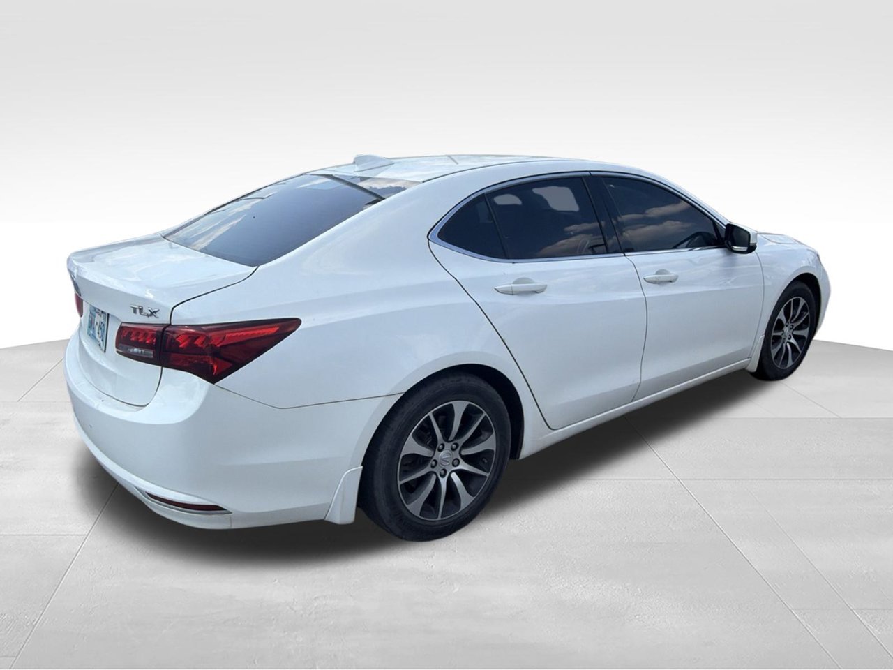 Used 2015 White Acura Base image 4