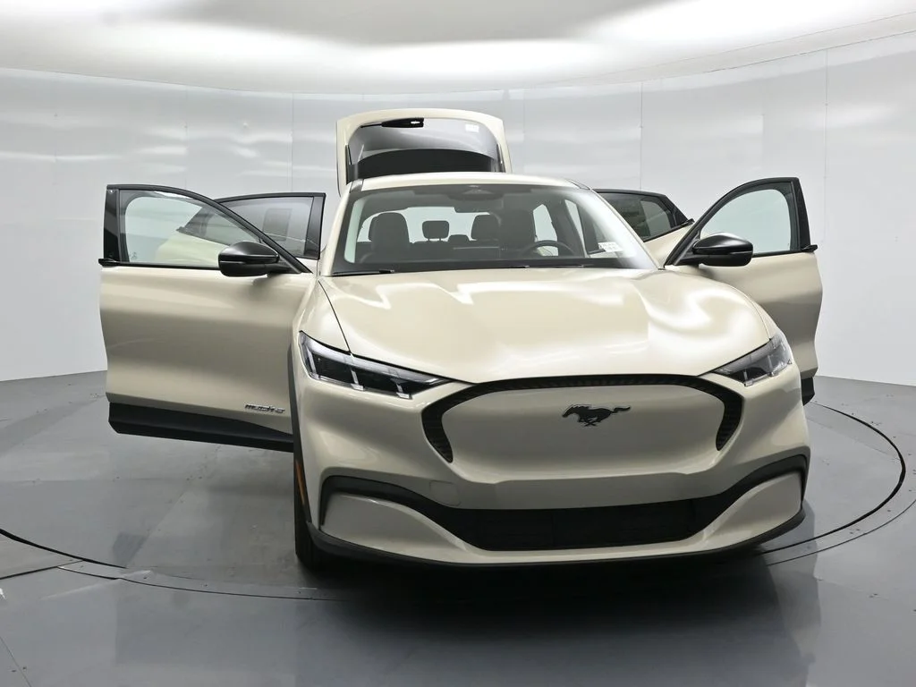 New 2026 Desert Sand Ford Select image 28