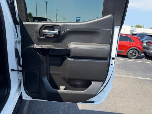 Used 2020 SUMMIT WHITE Chevrolet RST image 11