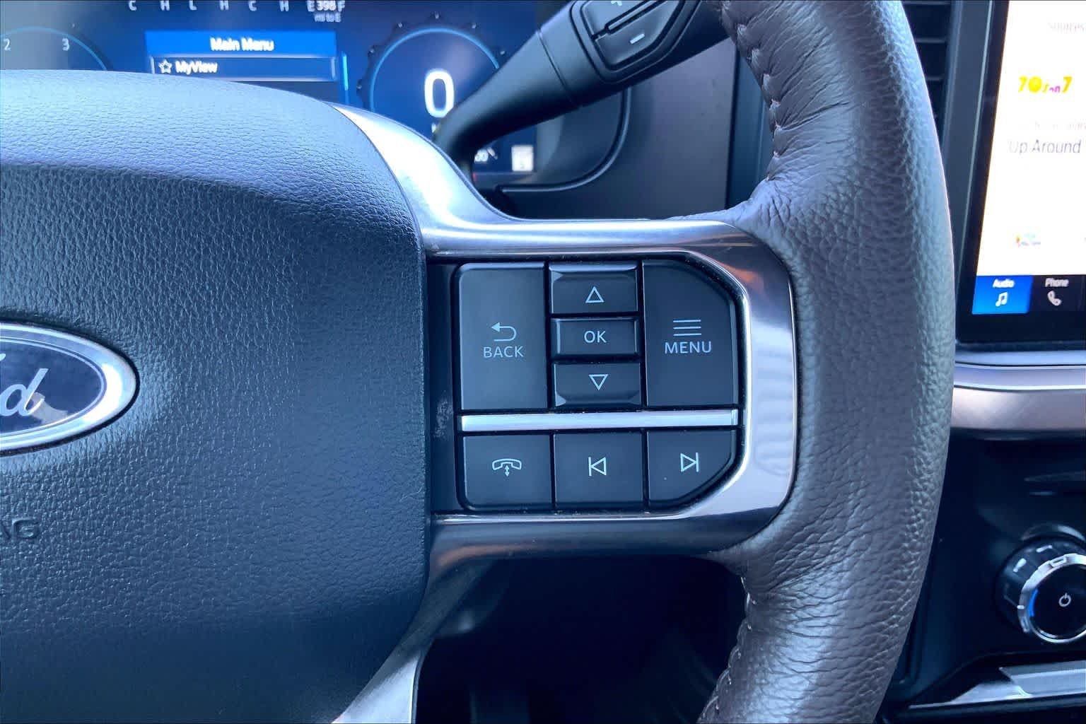 Used 2024 Glacier Gray Metallic Tri-Coat Ford King Ranch image 25