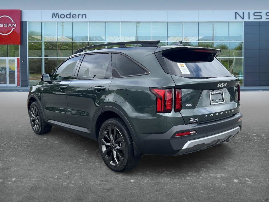 Used 2022 Aruba Green Kia X-Line EX image 7