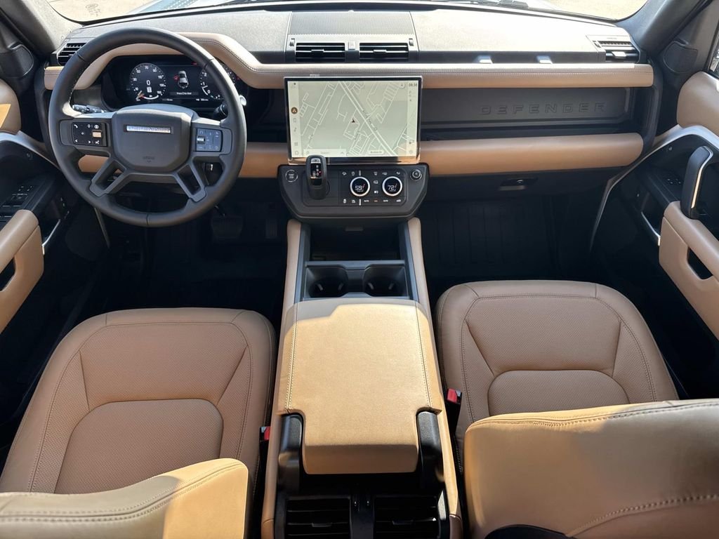 New 2026 Fuji White Land Rover S image 9