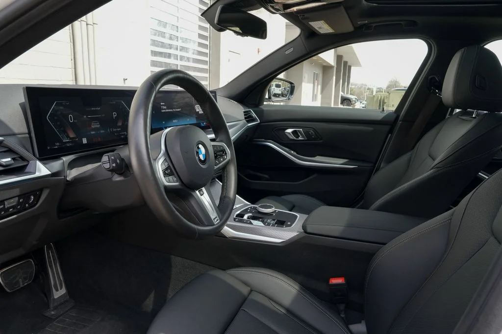 2024 BMW 3 Series 330i - Photo 16
