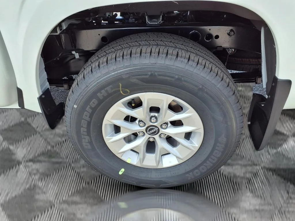 New 2026 Glacier White Nissan Crew Cab S image 21