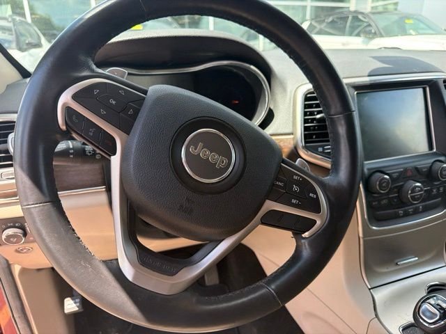 Used 2015 Red Jeep Limited image 12