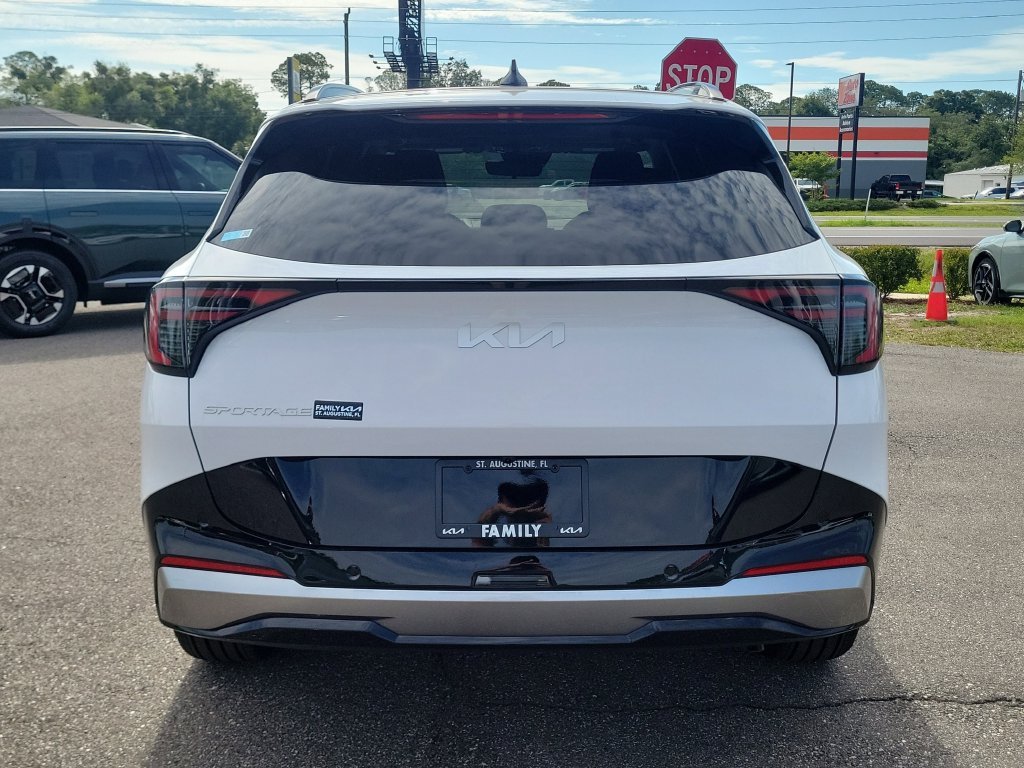 New 2026 Glacial White Pearl Kia SX Prestige image 5