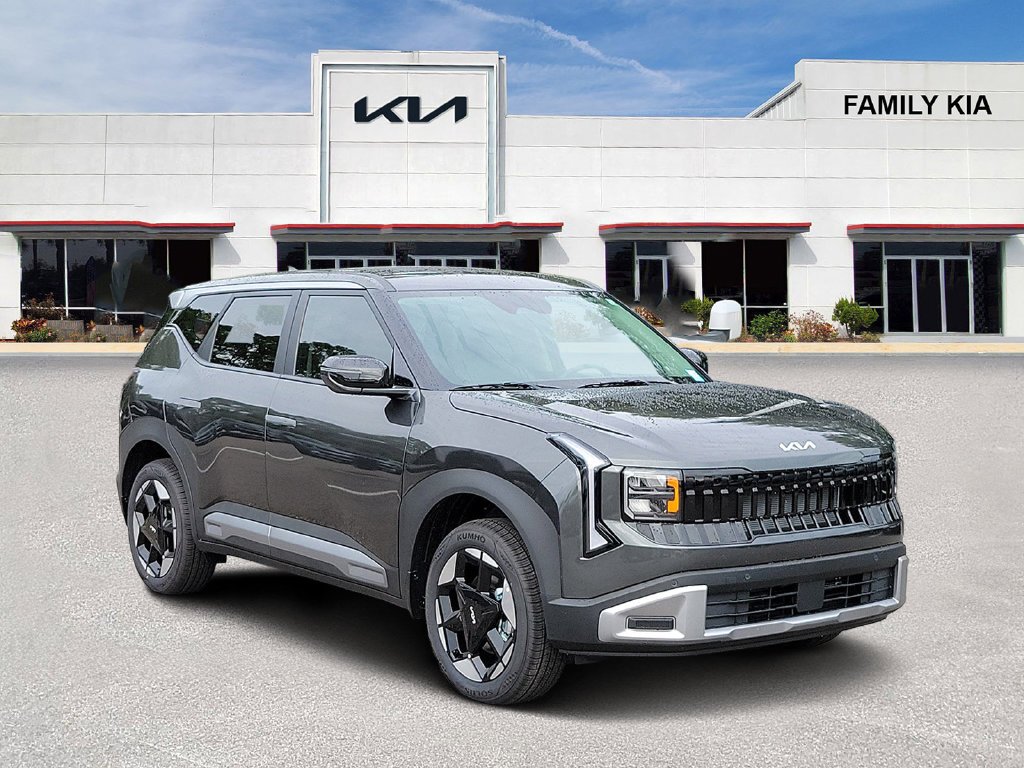 New 2027 Interstellar Gray Kia S image 38