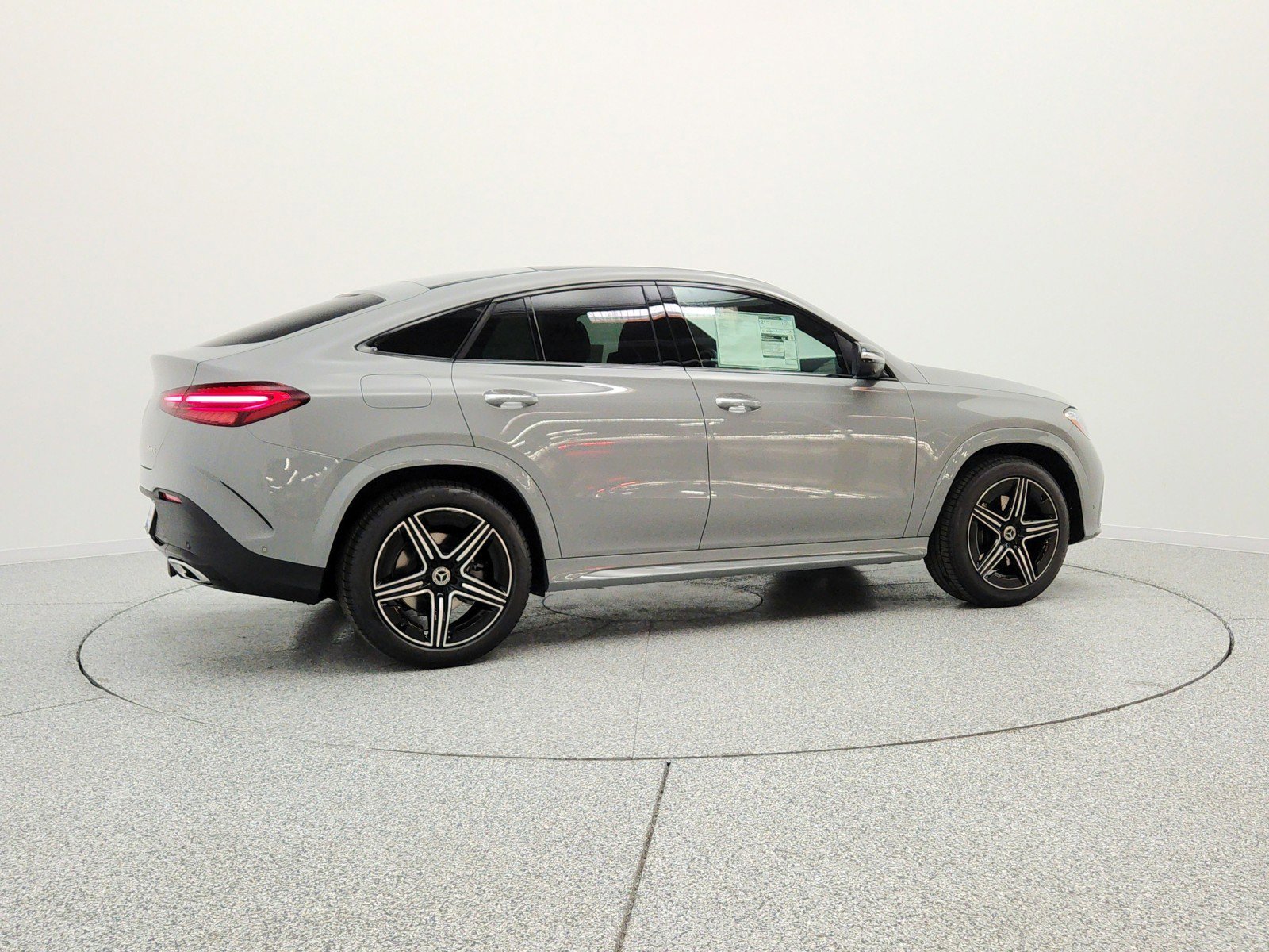 New 2026 MANUFAKTUR Alpine Grey Mercedes-Benz GLE 450 4MATIC® Coupe image 34