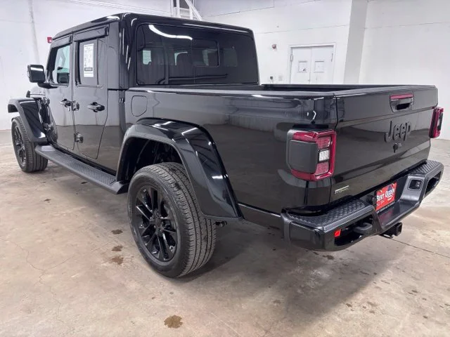 Used 2023 Black Jeep High Altitude image 4