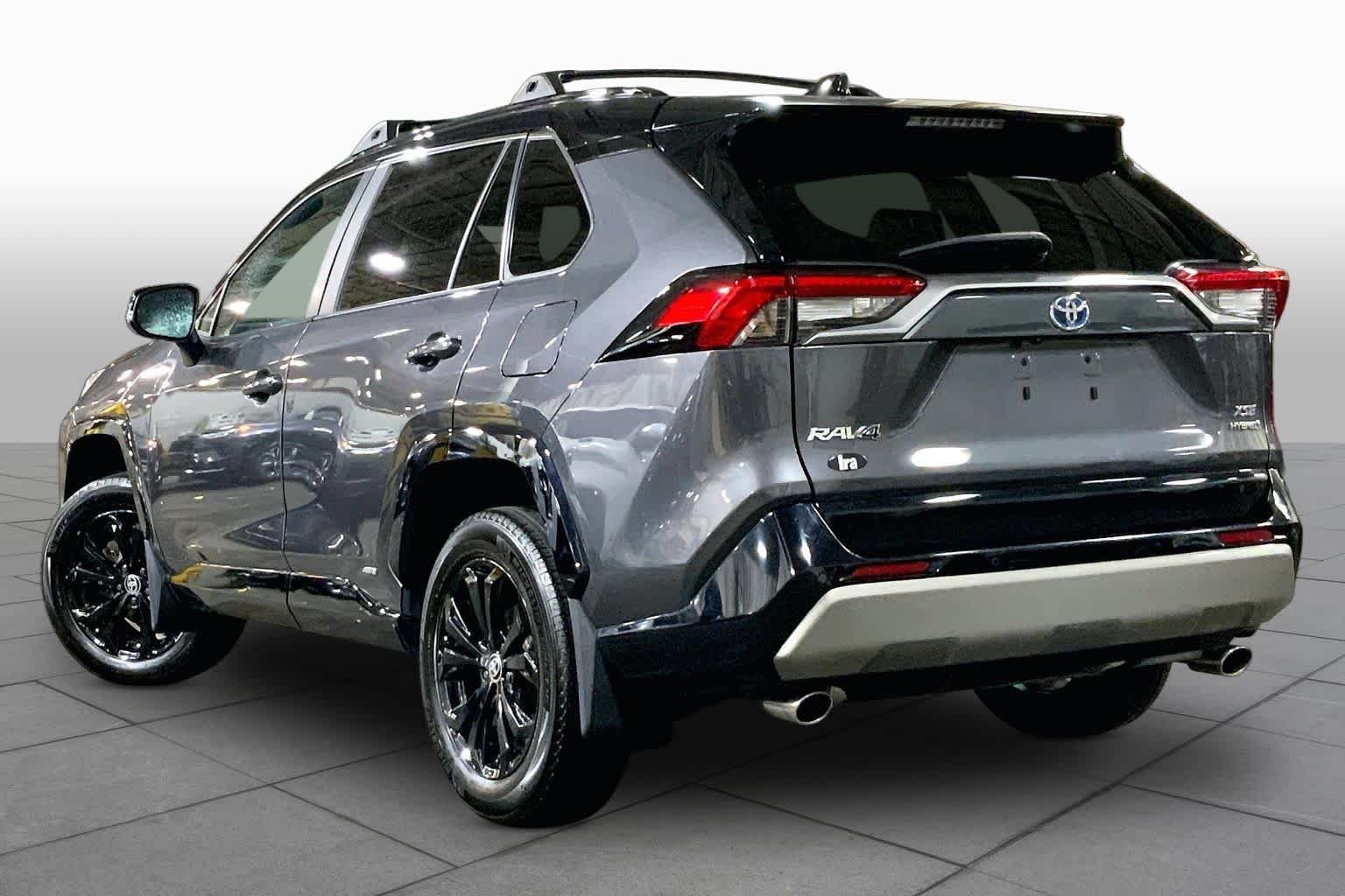 Used 2023 Magnetic Gray Metallic/Midnight Black Metallic Toyota Hybrid XSE image 12