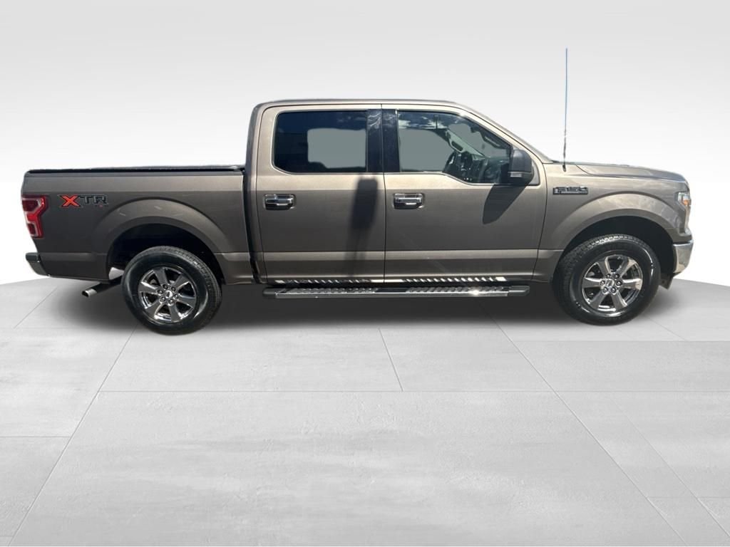 Used 2018  Ford XLT image 8