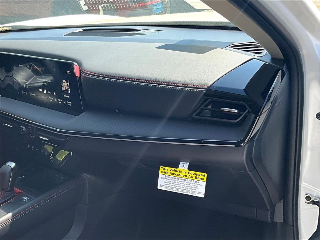2025 Nissan Kicks SR - Photo 9