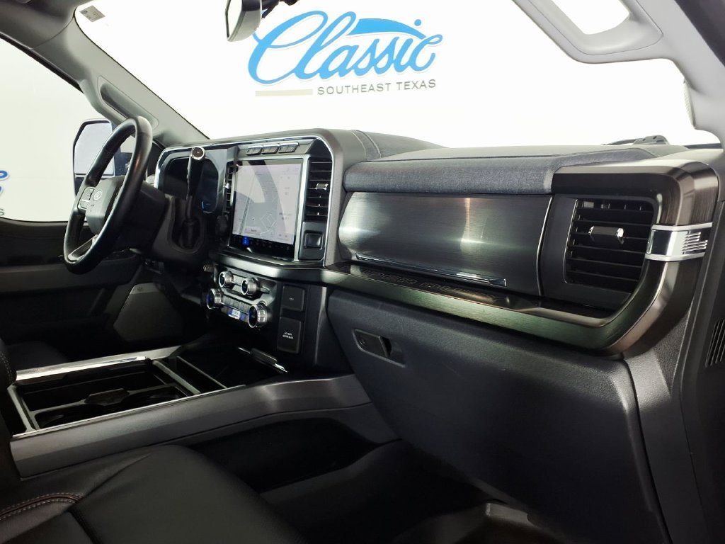 Used 2023 White Ford Lariat image 9