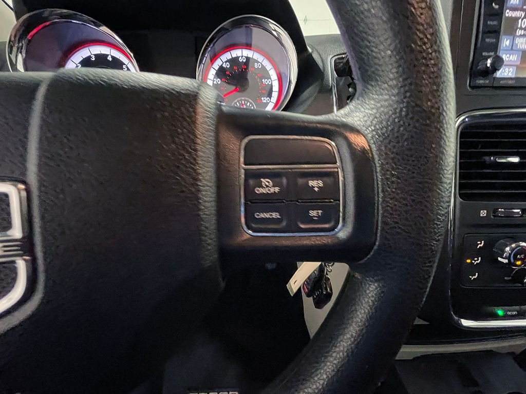 Used 2017 Blue Dodge SE image 34
