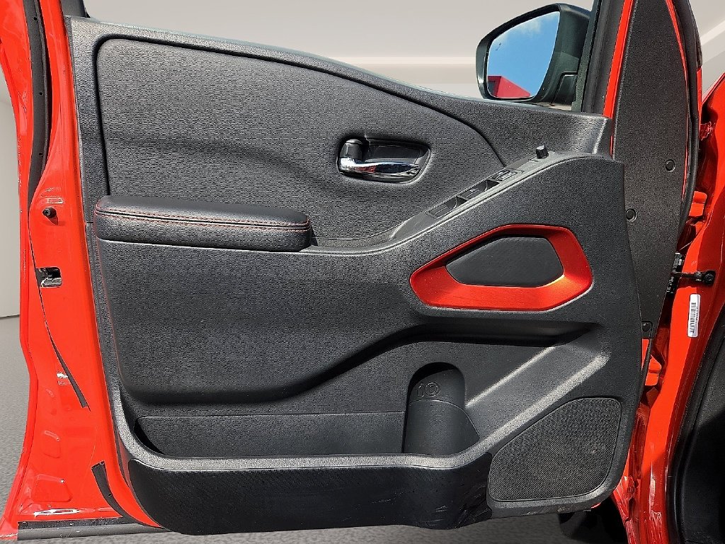 Certified Used 2025 Orange Nissan PRO-4X image 24