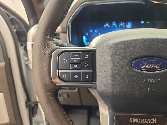 New 2026 Star White Metallic Tri-Coat Ford King Ranch® image 40
