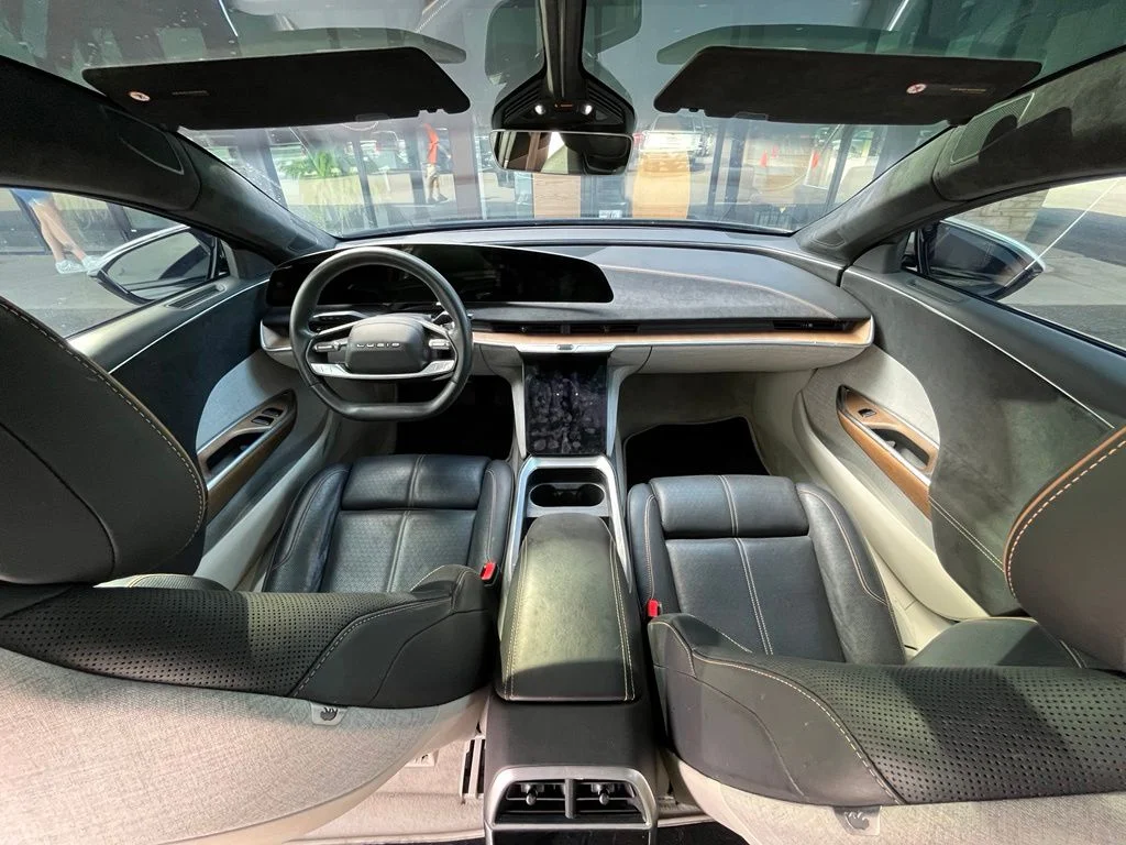 Used 2022  Lucid Grand Touring image 10