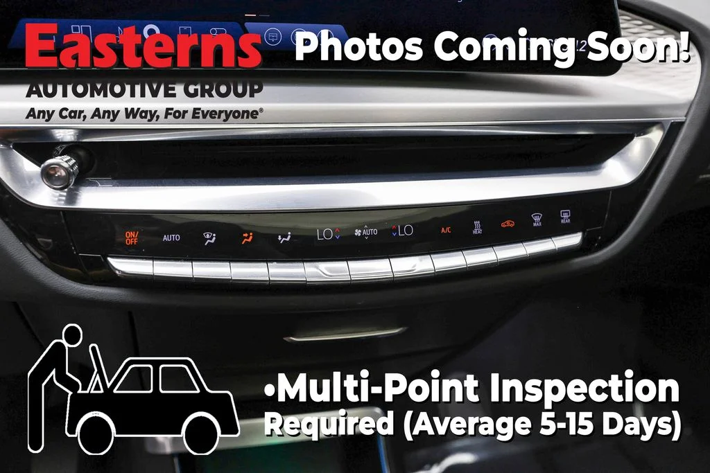 Used 2024 Silver Cadillac Luxury image 20