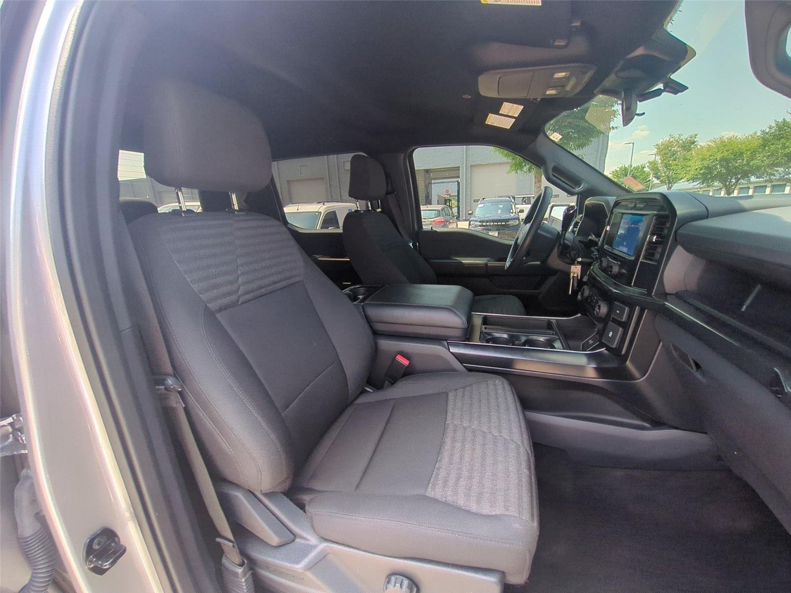 Used 2023 Iconic Silver Ford XL image 36