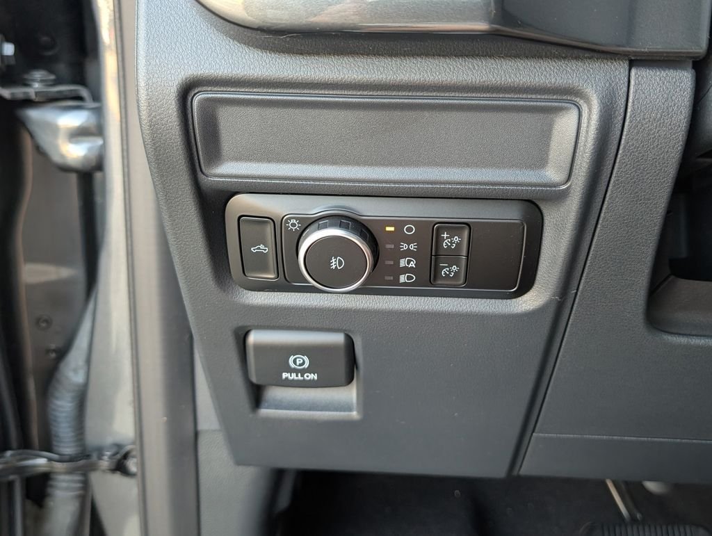 Used 2023 Gray Ford XL image 12