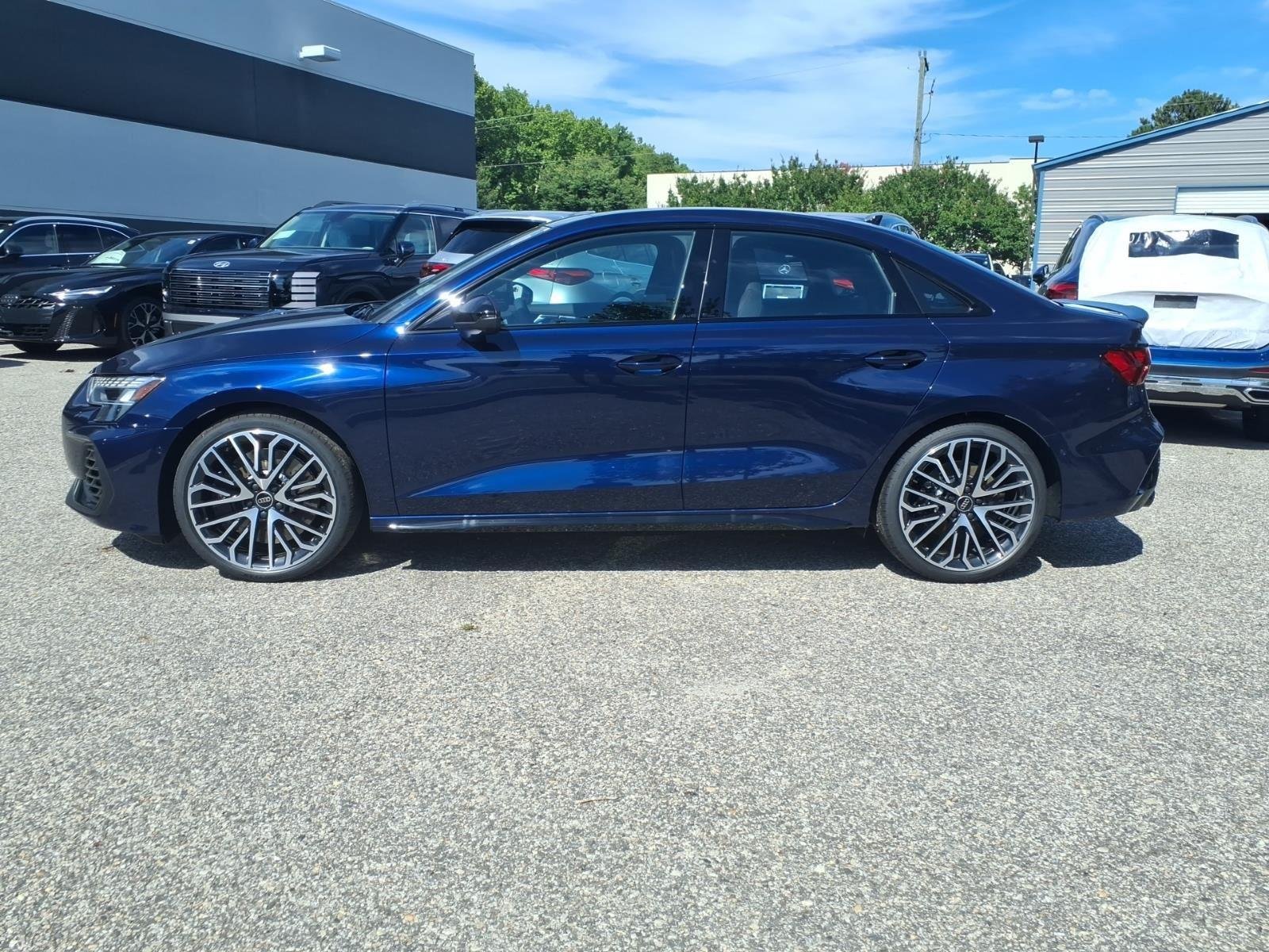 New 2026 Navarra Blue Metallic Audi PREM image 9