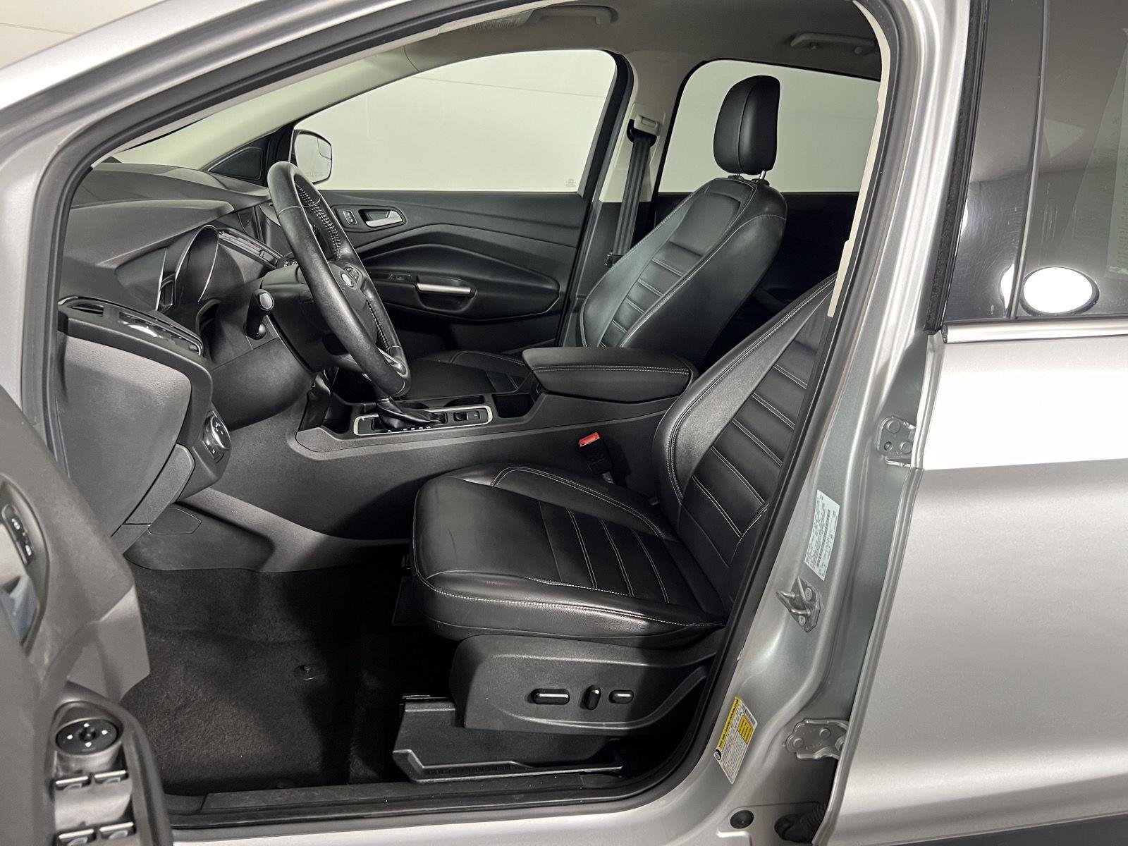 Used 2019 Ingot Silver Ford Titanium image 16