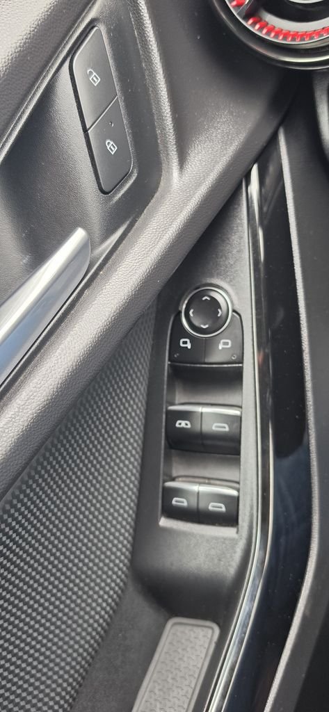 Used 2025 Sterling Gray Metallic Chevrolet RS image 13