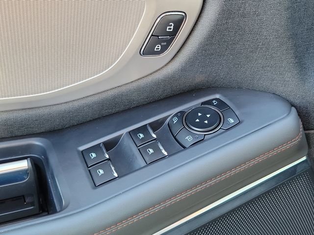 Certified Used 2025 Oxford White Ford Active image 15