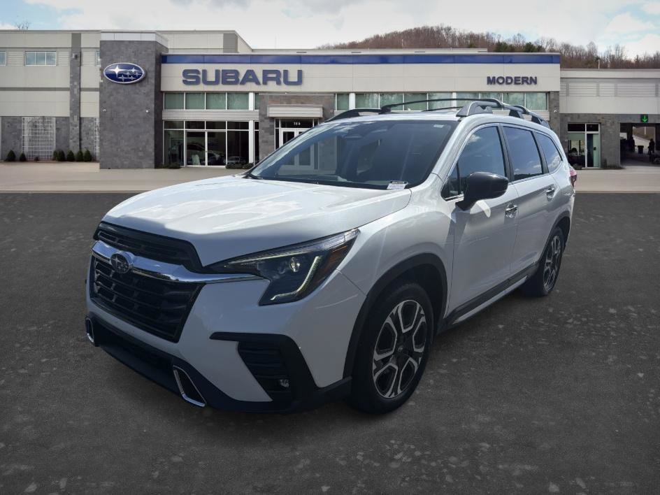 2024 Subaru Ascent Touring's photo