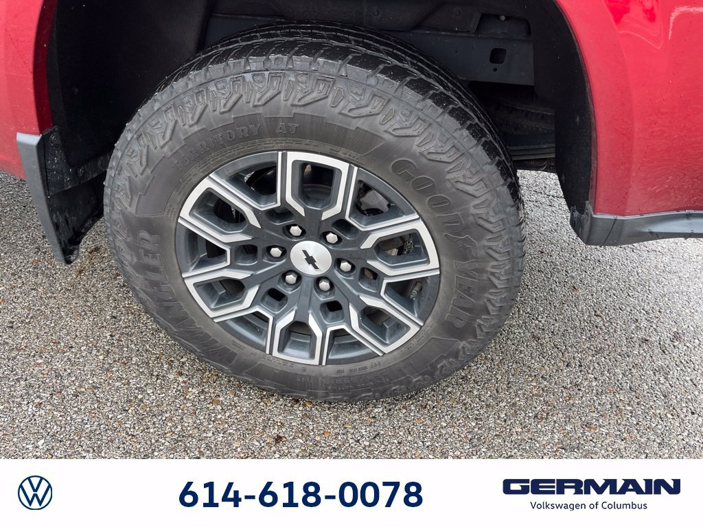 Used 2023 Red Chevrolet Z71 image 18