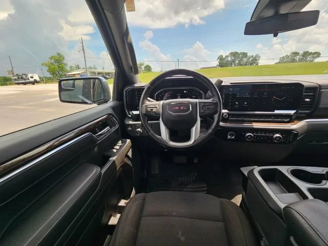 Used 2022 Onyx Black GMC SLE image 13