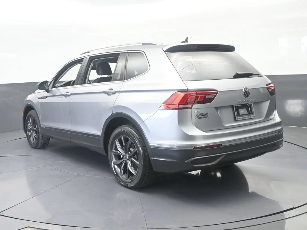 Used 2024 Silver Metallic Volkswagen 2.0T SE image 3
