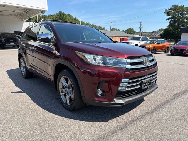 2019 Toyota Highlander Limited Platinum AWD photo