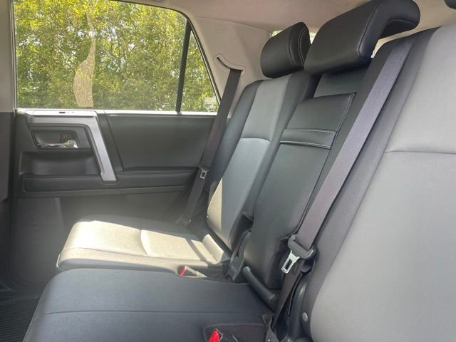 Used 2019 White Toyota SR5 Premium image 14