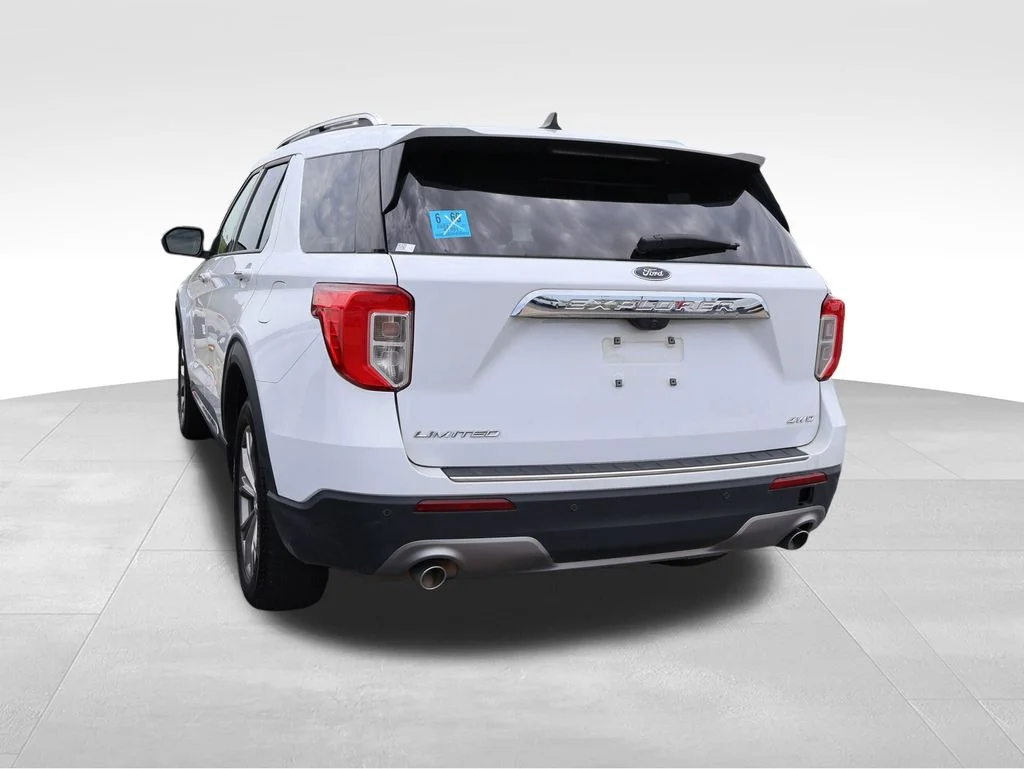 Used 2023 Oxford White Ford Limited image 23