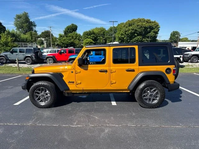 New 2026 Goldilocks Jeep Sport S image 4