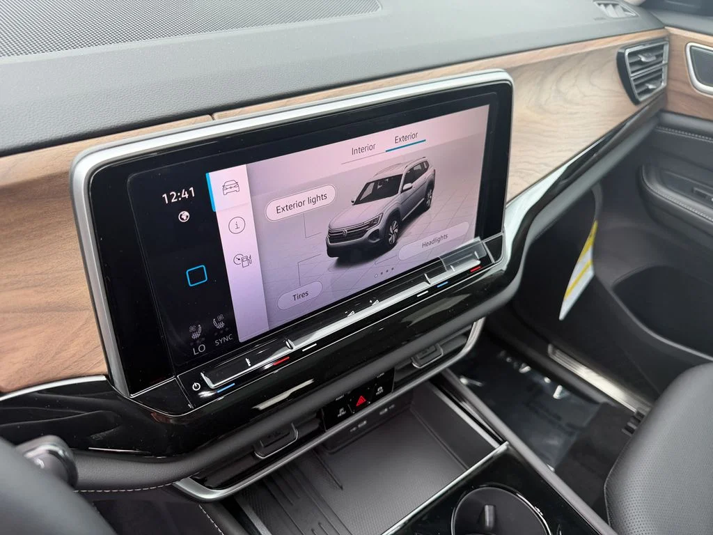 New 2026  Volkswagen 2.0T SE w/Technology image 21