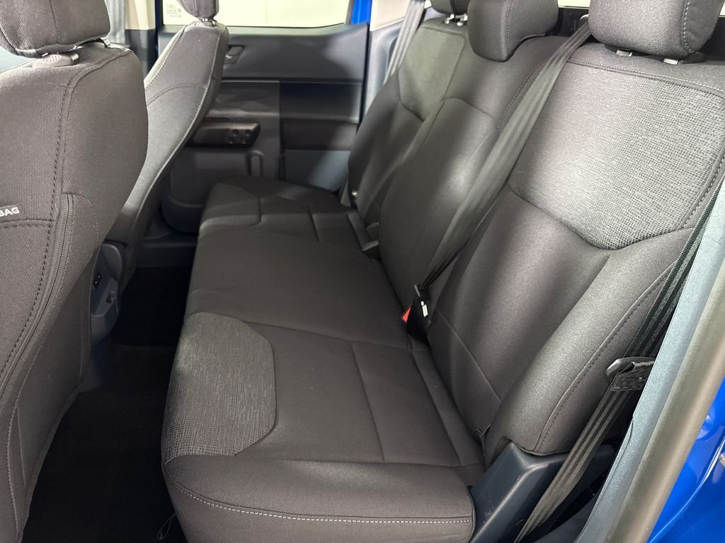 Used 2025 Blue Ford XL image 12