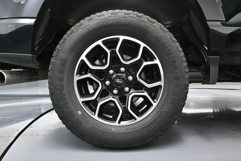 2023 Ford F-150 XLT - Photo 16
