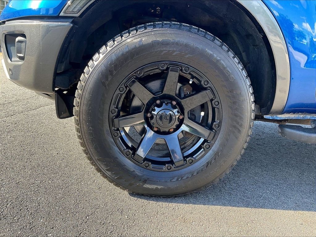 Used 2019 Blue Ford XLT image 22